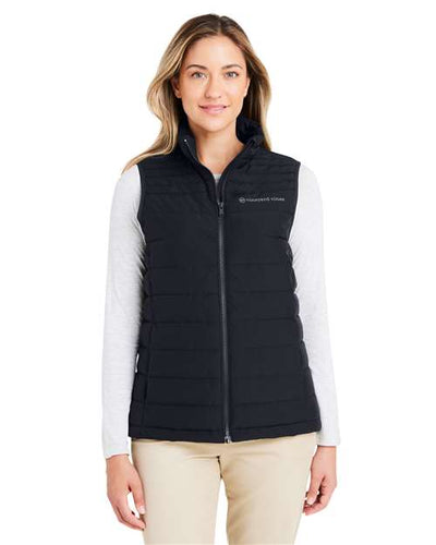 vineyard vines O001806 Women's Mountain Weekend Puffer Vest - Jet Black - model front