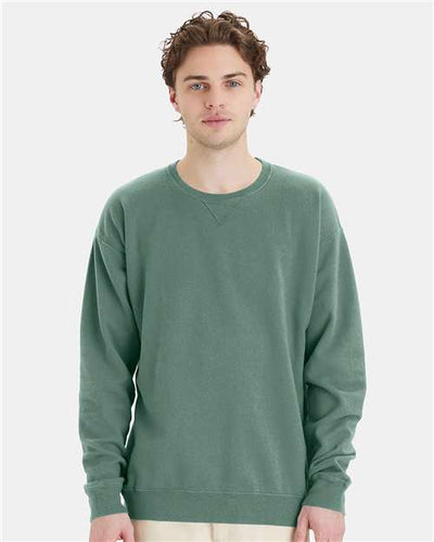 Hanes GDH400 Unisex Garment-Dyed Crewneck Sweatshirt - Cypress Green - model front