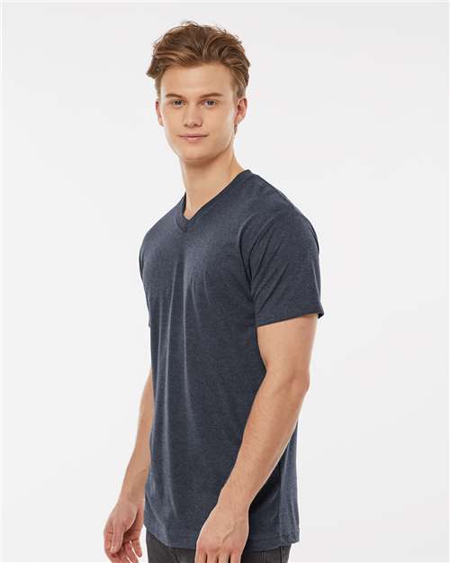 Tultex 207 Men's Poly-Rich V-Neck T-Shirt - Heather Navy - model side