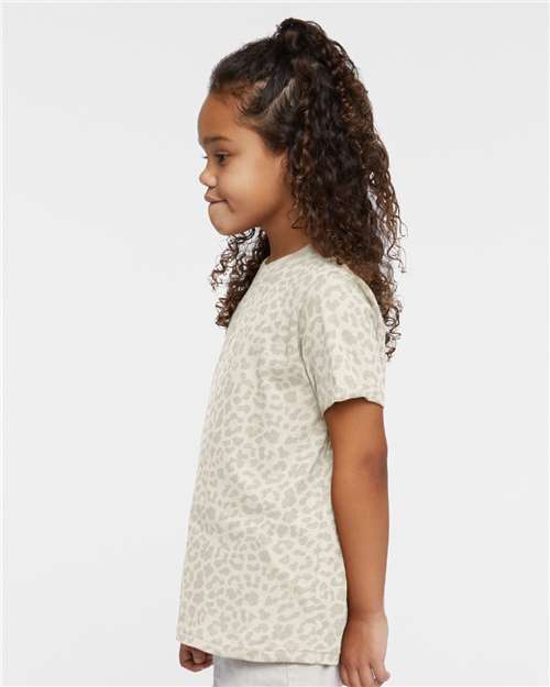 Rabbit Skins 3321 Toddler Fine Jersey Tee - Natural Leopard - model side