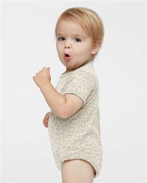 Rabbit Skins 4424 Infant Fine Jersey Bodysuit - Natural Leopard - model side