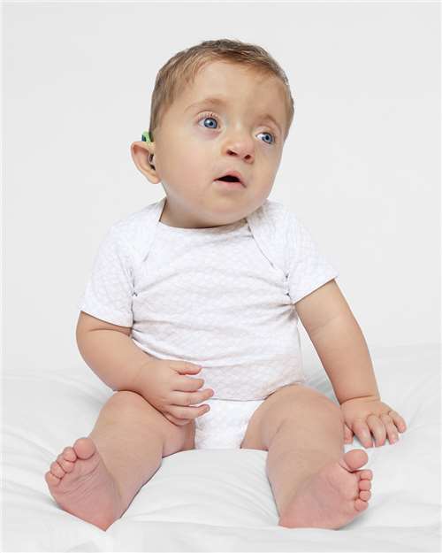 Rabbit Skins 4424 Infant Fine Jersey Bodysuit - White Reptile - model front