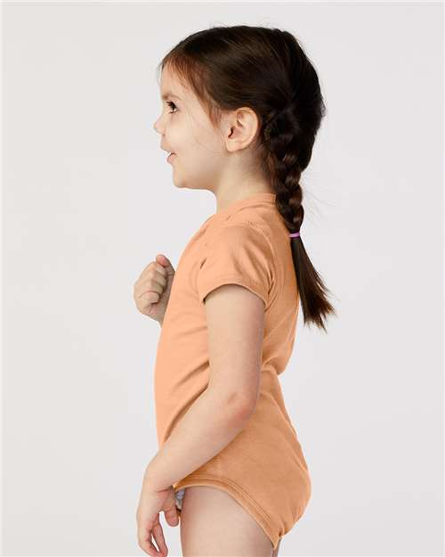 Rabbit Skins 4424 Infant Fine Jersey Bodysuit - Peachy - model side