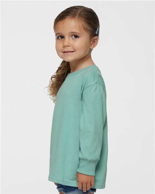 Rabbit Skins 3302 Toddler Fine Jersey Long Sleeve Tee - Saltwater - model side