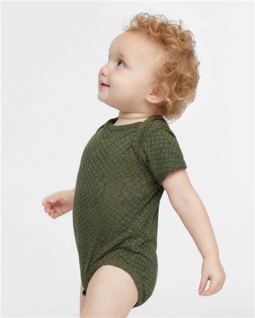 Rabbit Skins 4424 Infant Fine Jersey Bodysuit - Green Reptile - model side