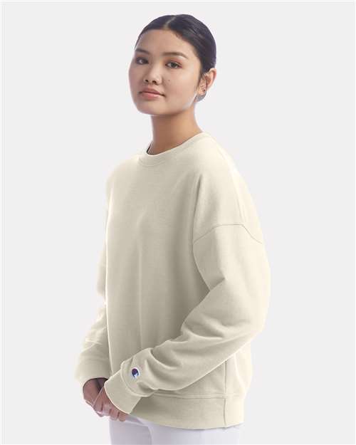 Champion SL650 Women's Powerblend Crewneck Sweatshirt - Sand - model side