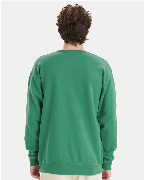 Hanes GDH400 Unisex Garment-Dyed Crewneck Sweatshirt - Rich Green Grass - model back