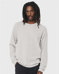 BELLA + CANVAS 3901 Unisex Sponge Fleece Raglan Crewneck Sweatshirt - Silver - model front