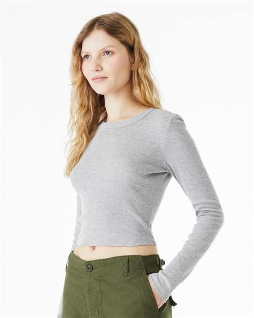 BELLA + CANVAS 1501 Women's Micro Rib Long Sleeve Baby Tee - Athletic Heather - model side