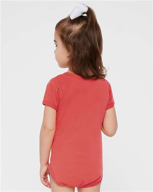 Rabbit Skins 4424 Infant Fine Jersey Bodysuit - Passionfruit - model back