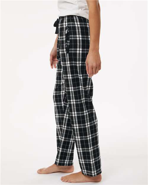 Boxercraft BW6620 Women's Haley Flannel Pants - Black/ White - model side