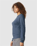 Gildan 64440CVC Unisex Softstyle CVC Long Sleeve T-Shirt - Navy Mist - model side