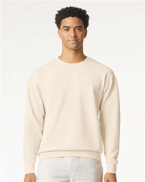 Comfort Colors 1466 Unisex Garment-Dyed Lightweight Crewneck Sweatshirt - Ivory - model front