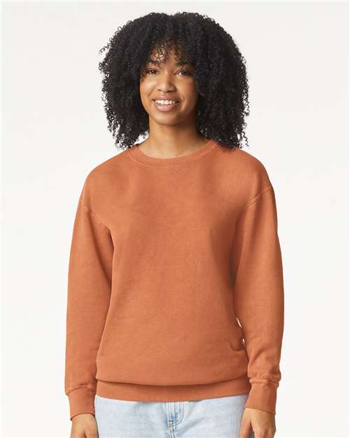 Comfort Colors 1466 Unisex Garment-Dyed Lightweight Crewneck Sweatshirt - Yam - model front