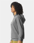 Comfort Colors 1467 Unisex Garment-Dyed Lightweight Hooded Sweatshirt - Grey - model side