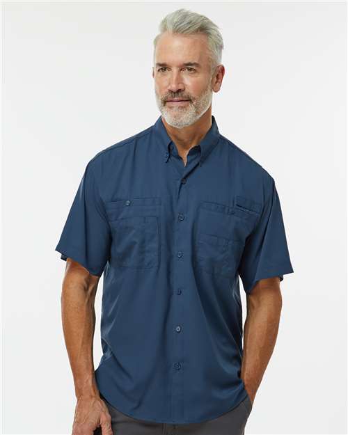 Paragon 700 Men's Hatteras Performance Short Sleeve Fishing Shirt - Navy - model front