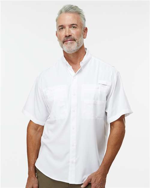 Paragon 700 Men's Hatteras Performance Short Sleeve Fishing Shirt - White - model front