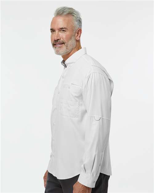 Paragon 702 Men's Kitty Hawk Performance Fishing Shirt - Aluminum - model side