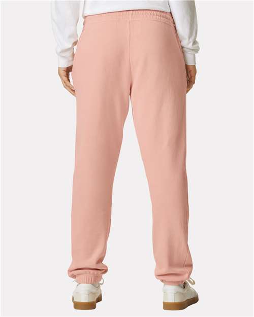 Comfort Colors 1469 Unisex Garment-Dyed Lightweight Sweatpants - Peachy - model back
