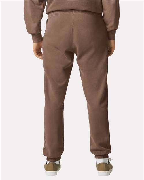 Comfort Colors 1469 Unisex Garment-Dyed Lightweight Sweatpants - Espresso - model back