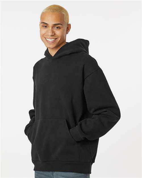 Independent Trading Co. IND420XD Unisex Mainstreet Heavyweight Hooded Sweatshirt - Black - model side