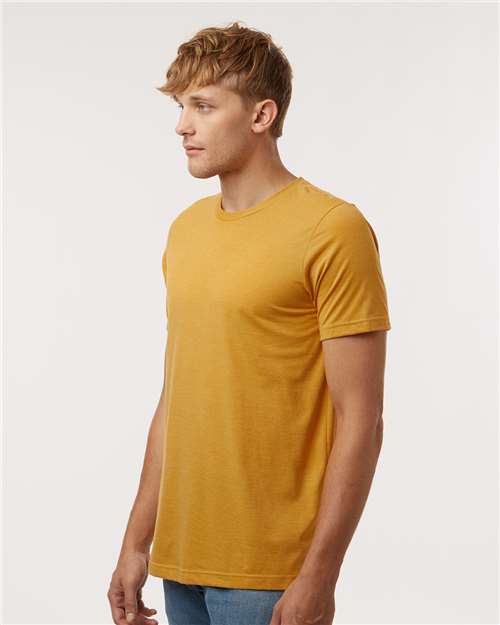 Tultex 602CVC Unisex Combed CVC T-Shirt - Heather Mustard - model side