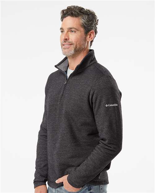 Columbia 212487 Men's Great Hart Mountain III Half-Zip Pullover - Black Heather - model side