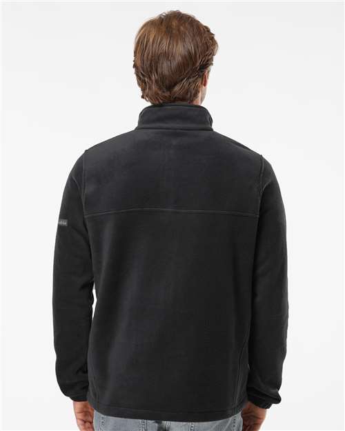 Columbia 212486 Men's Steens Mountain Fleece Half-Zip Pullover - Black - model back