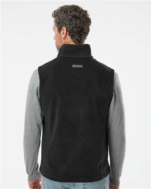 Columbia 212488 Men's Steens Mountain Vest - Black - model back