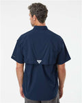 Columbia 212464 Men's PFG Bahama II Short Sleeve Shirt - Collegiate Navy - model back