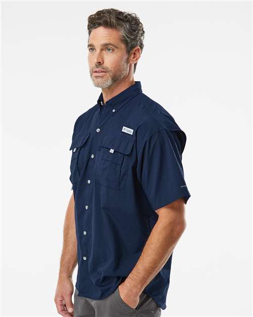 Columbia 212464 Men's PFG Bahama II Short Sleeve Shirt - Collegiate Navy - model side