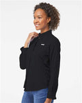 Columbia 212465 Women's PFG Tamiami II Shirt - Black - model side