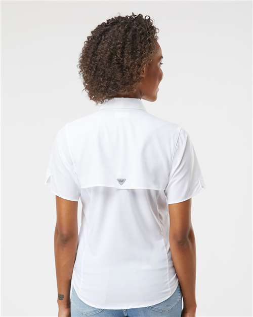Columbia 212466 Women's PFG Tamiami II Short Sleeve Shirt - White - model back