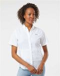 Columbia 212466 Women's PFG Tamiami II Short Sleeve Shirt - White - model front