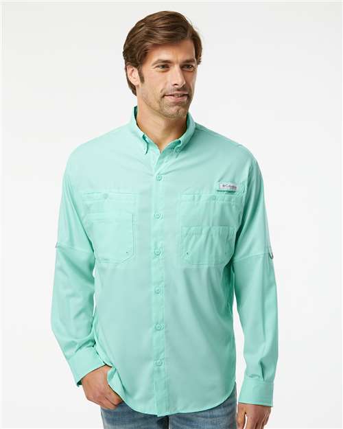 Columbia 212467 Men's PFG Tamiami II Shirt - Gulf Stream - model front