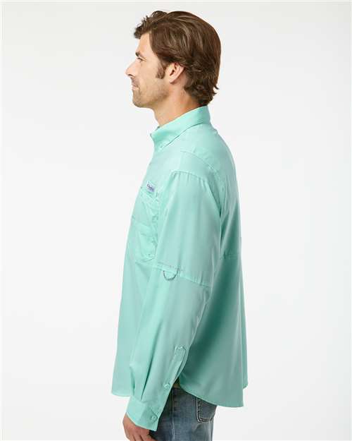 Columbia 212467 Men's PFG Tamiami II Shirt - Gulf Stream - model side