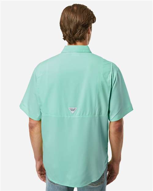 Columbia 212468 Men's PFG Tamiami II Short Sleeve Shirt - Gulf Stream - model back