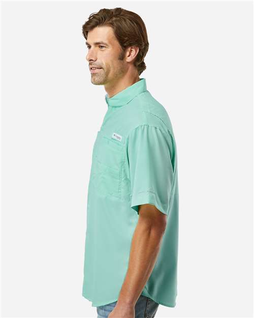 Columbia 212468 Men's PFG Tamiami II Short Sleeve Shirt - Gulf Stream - model side