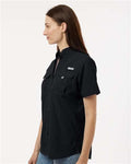 Columbia 212473 Women's PFG Bahama Short Sleeve Shirt - Black - model side