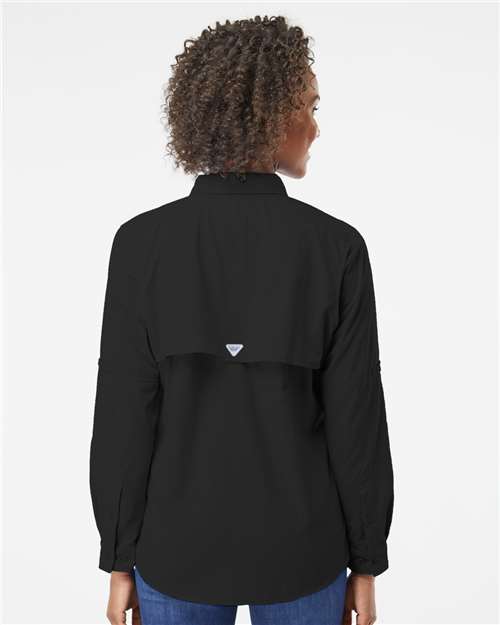 Columbia 212474 Women's PFG Bahama Shirt - Black - model back