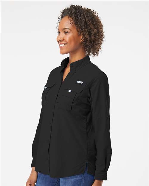 Columbia 212474 Women's PFG Bahama Shirt - Black - model side
