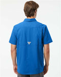 Columbia 212484 Men's PFG Slack Tide Camp Shirt - Vivid Blue - model back