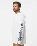 Columbia 212482 Men's PFG Terminal Tackle Hooded Long Sleeve T-Shirt - White/ Nightshade - model side