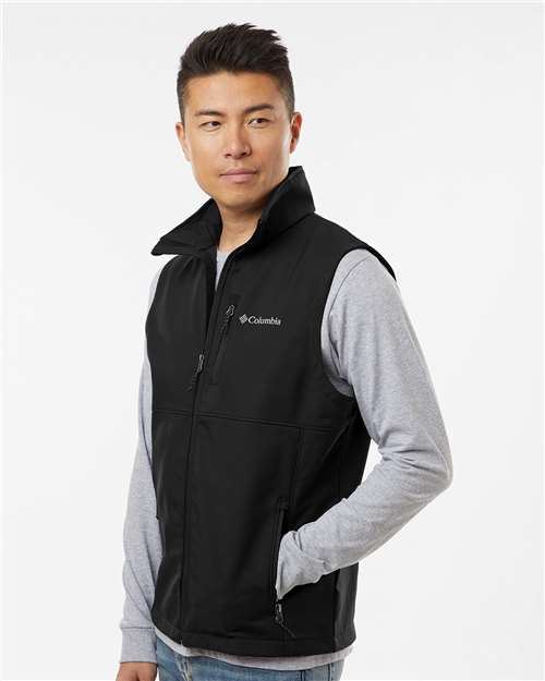 Columbia 209047 Ascender II Soft Shell Vest - Black - model side