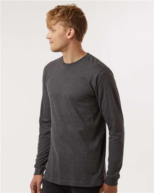Tultex 202LS Unisex Fine Jersey Long Sleeve T-Shirt - Heather Charcoal - model side