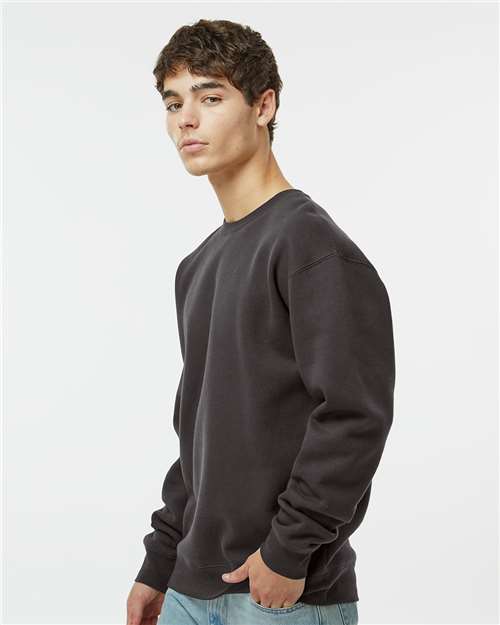 Independent Trading Co. IND3000 Unisex Heavyweight Crewneck Sweatshirt - Asphalt - model side