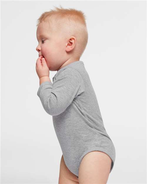 Rabbit Skins 4421 Infant Fine Jersey Long Sleeve Bodysuit - Heather - model side