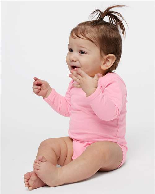 Rabbit Skins 4421 Infant Fine Jersey Long Sleeve Bodysuit - Pink - model side
