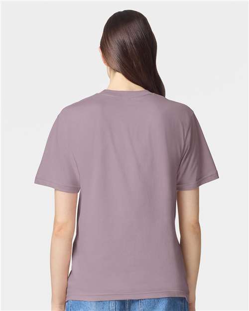 American Apparel 2001 Unisex Fine Jersey Tee - Smokey Violet - model back