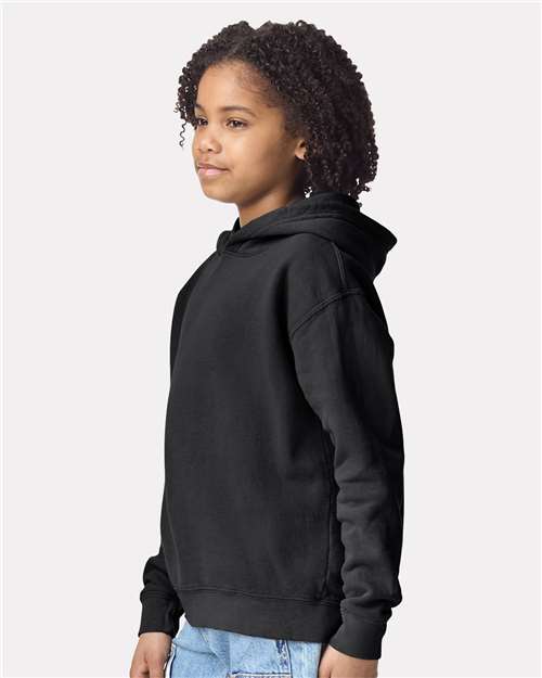 Comfort Colors 1467Y Youth Garment-Dyed Lightweight Hooded Sweatshirt - Black - model side